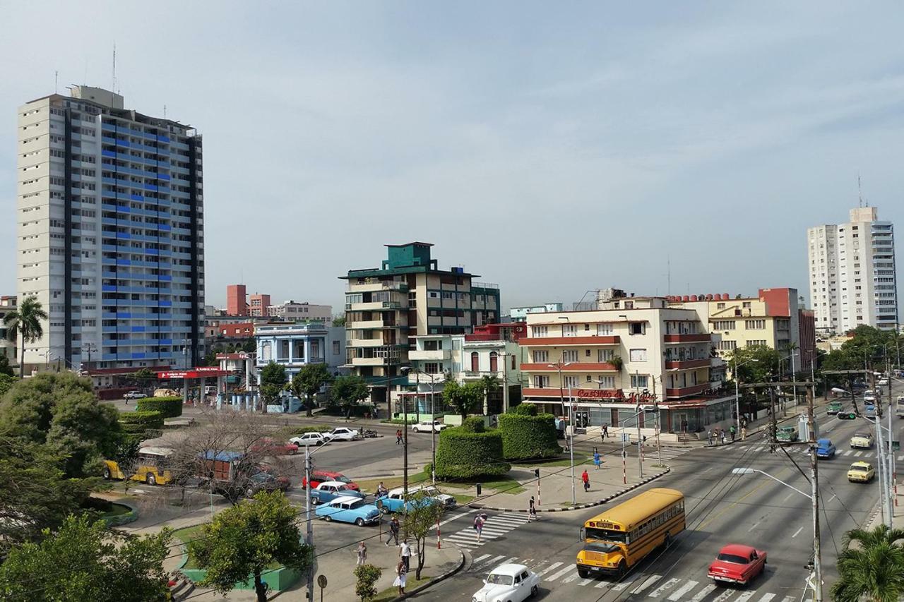 House Center Hotel Havana Exterior photo